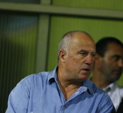 Dumitriu: Steaua nu-si mai permite sa-l tina pe Radoi!
