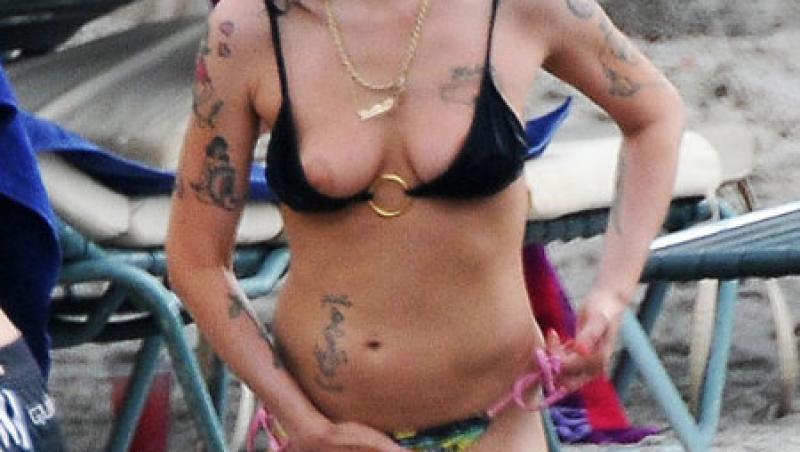 Amy Winehouse la vanatoare de barbati in St. Lucia