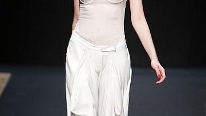 Ingrid Vlasov la Paris Fashion Week
