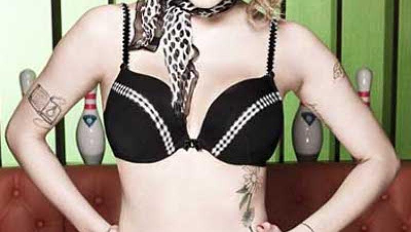 Peaches Geldof in lenjerie intima ieftina