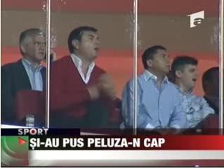 Si-au pus peluza in cap