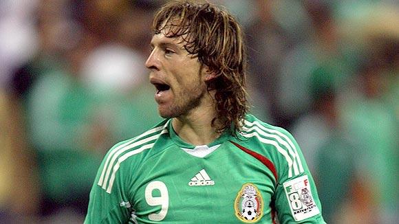 Inca un fotbalist decedat: mexicanul Antonio de Nigris de la Larissa