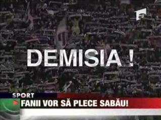 Fanii vor sa plece Sabau