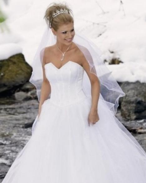 In sfarsit! Cristina Rus mireasa oficiala