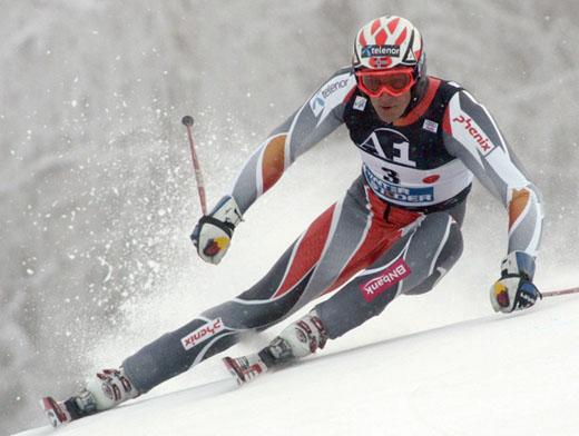 Aksel Lund Svindal si Lindsey Vonn, campioni mondiali la schi alpin