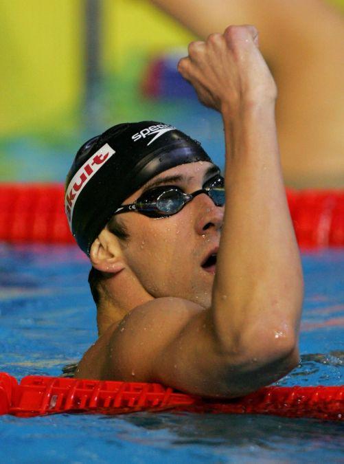 Michael Phelps, suspendat pentru trei luni 