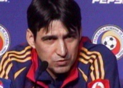 Victor Piturca, demis din functia de selectioner al Romaniei