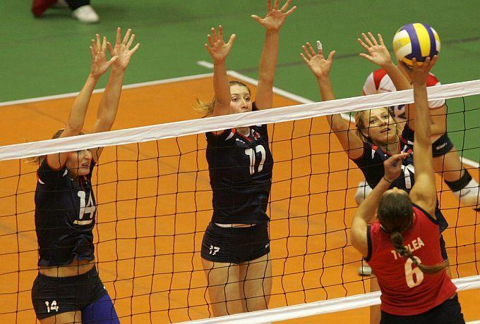 Volei/ Moldova - Romania 0-3, in preliminariile CM din 2010