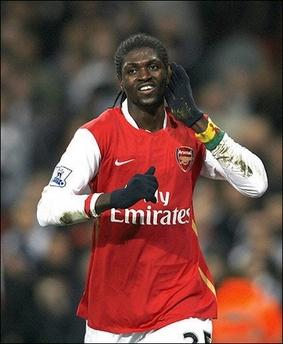 Adebayor, transferat la Manchester City pentru 35 de milioane de euro