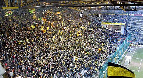Borussia Dortmund a sistat vanzarea abonamentelor din cauza cererii prea mari