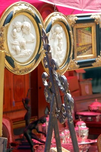 Targul Anticarilor la World Trade Plaza