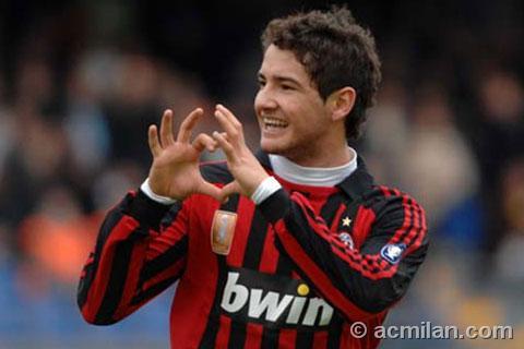 Pato si-a prelungit contractul cu AC Milan pana in iunie 2014