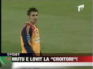 Mutu e lovit la "croitori"!