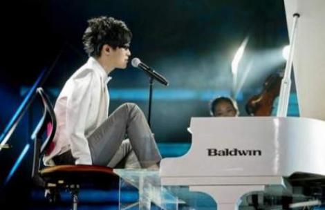 VIDEO! Pianistul fara maini Liu Wei, castigatorul concursului "China's Got Talent"