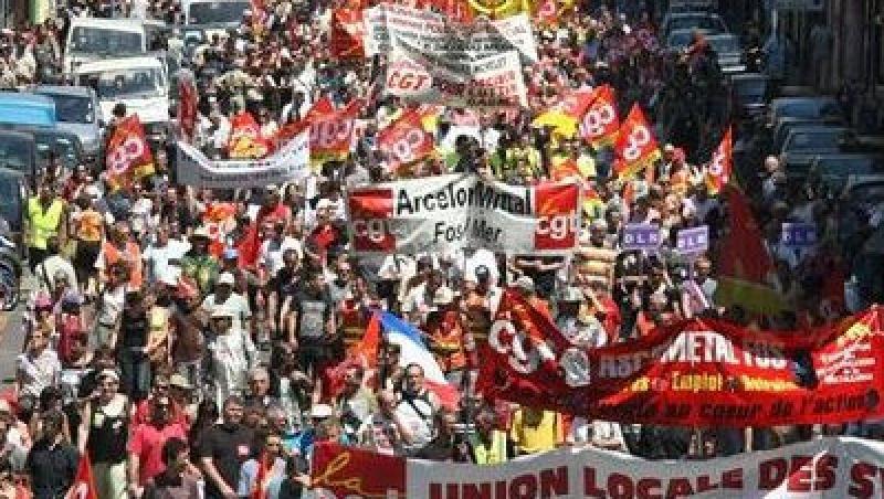 Peste trei milioane de oameni au protestat in Franta fata de reforma pensiilor