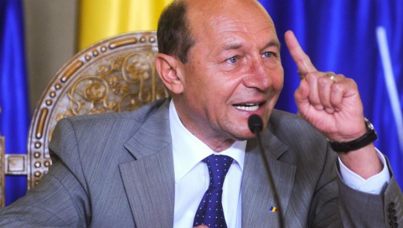 Basescu ii cere lui Geoana sa grabeasca adoptarea Legii pensiilor