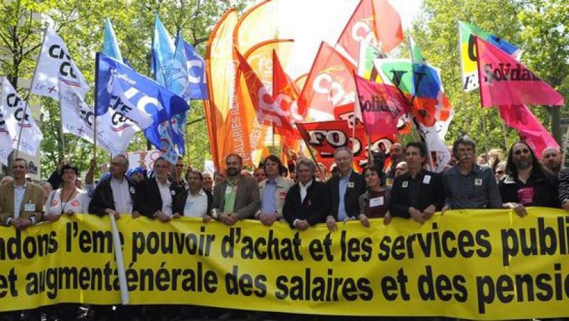 Peste 350.000 de persoane manifesteaza in Franta impotriva reformei pensiilor