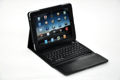 tyPad, tastatura si husa pentru iPad