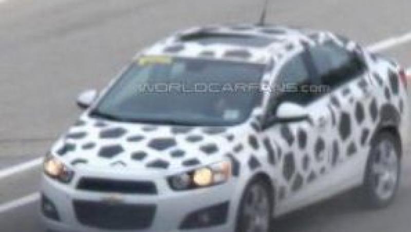 Foto spion: Chevrolet Aveo Sedan 2012