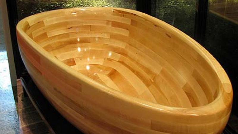 Obiecte de design contemporan, din lemn