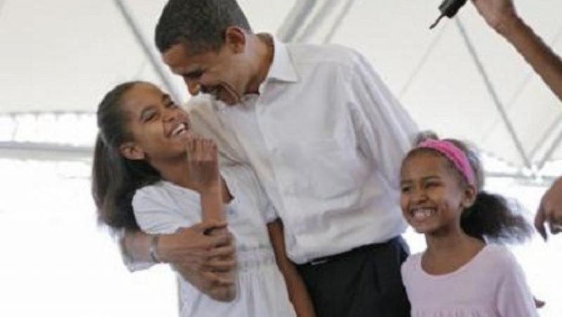 Obama isi incurajeaza fiicele sa castige bani de buzunar ca bone