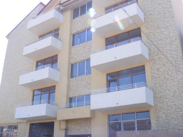 Preturile si tranzactiile cu apartamente mari au suferit un declin de peste 10%