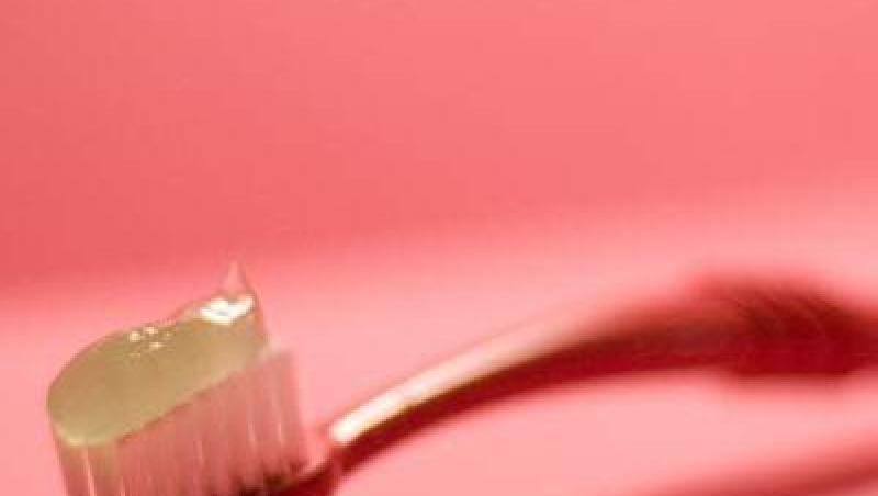 VIDEO! Pericolele din pasta de dinti si sapun