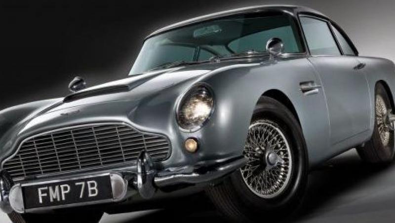 S-a vandut Aston Martin-ul lui Bond. James Bond!