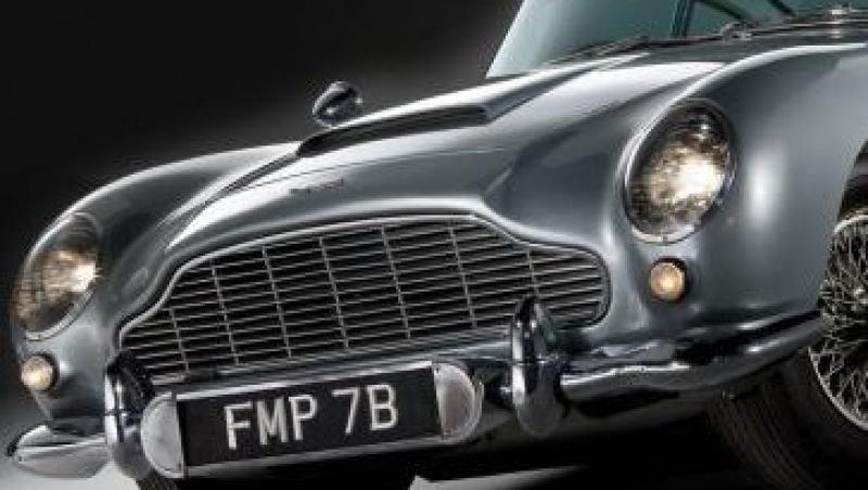 S-a vandut Aston Martin-ul lui Bond. James Bond!