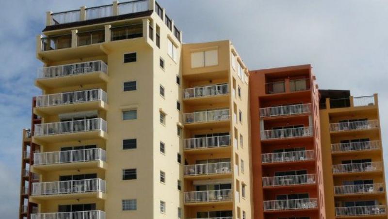 Imobiliare: Preturile apartamentelor continua sa scada