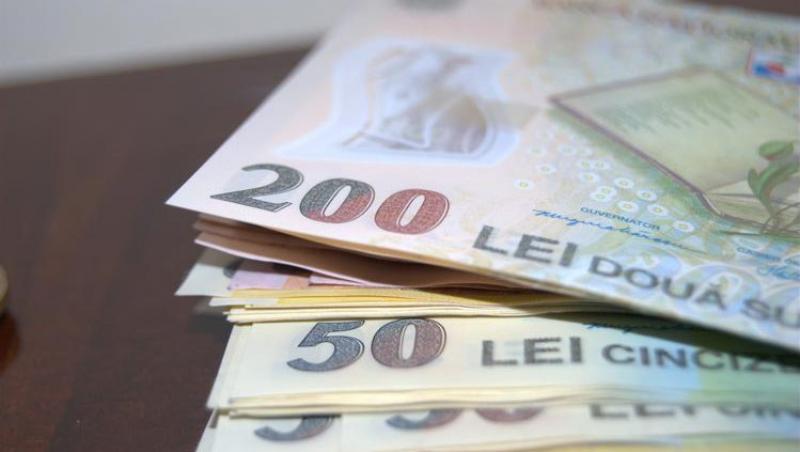 Leul s-a apreciat usor in raport cu euro