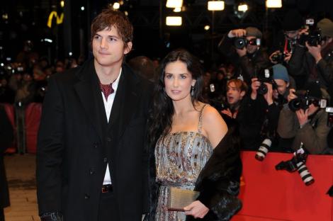 Demi Moore s-a certat rau cu Ashton Kutcher: "Du-te dracului, nenorocitule"