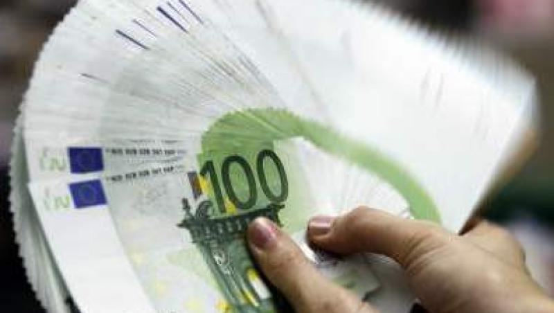 Rezervele valutare ale BNR au scazut cu 270 mil. euro in octombrie