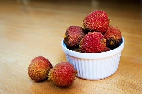 Reteta: Salata de ananas cu litchii