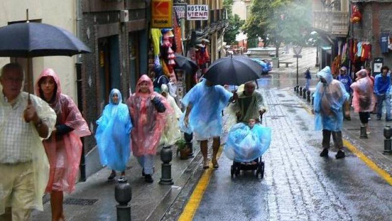 Vremea face ravagii in Spania si Italia: doi morti, 400 de sinistrati