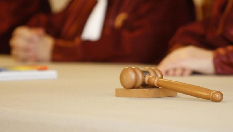 Tribunalul Calarasi: Taierea cu 25% a indemnizatiilor de concediu este ilegala