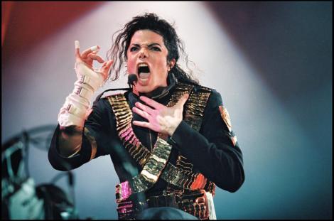 Ultima dorinta a lui Michael Jackson: relansarea melodiei "Hold my hands"