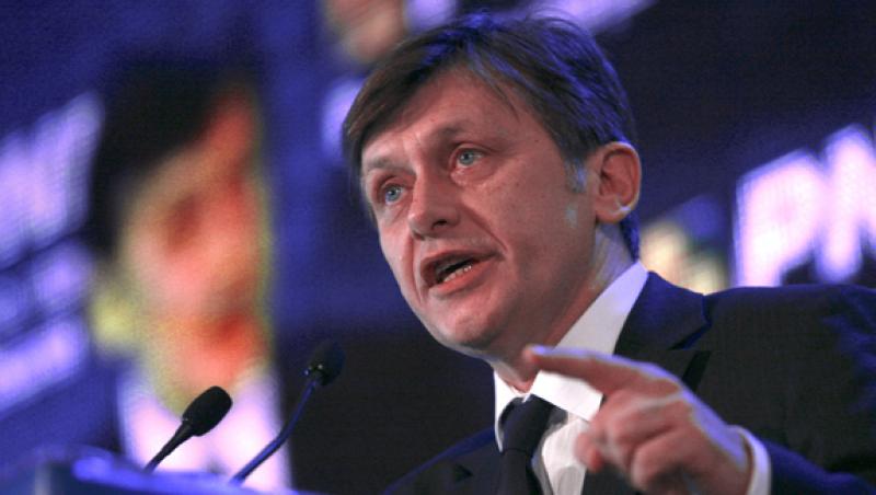 PNL ameninta cu suspendarea presedintelui Traian Basescu