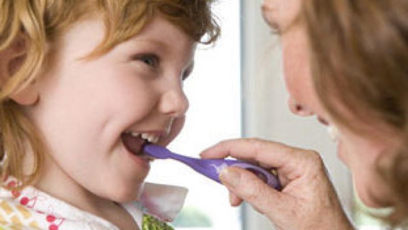 Totul despre aparitia dintilor de lapte