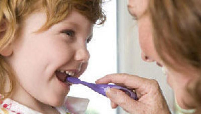 Totul despre aparitia dintilor de lapte