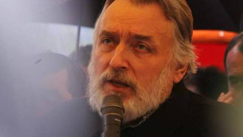 Festival de folk in memoria lui Adrian Paunescu