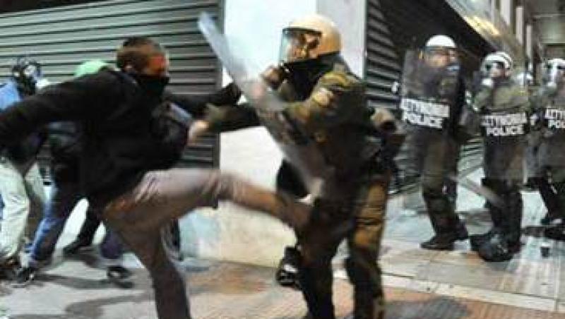 VIDEO! Grecia. Revoltele din 1973, aniversate cu lupte de strada