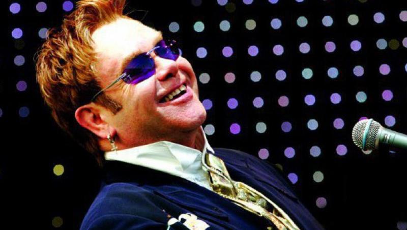 Speriat de Lady Gaga, Elton John renunta la topurile muzicale