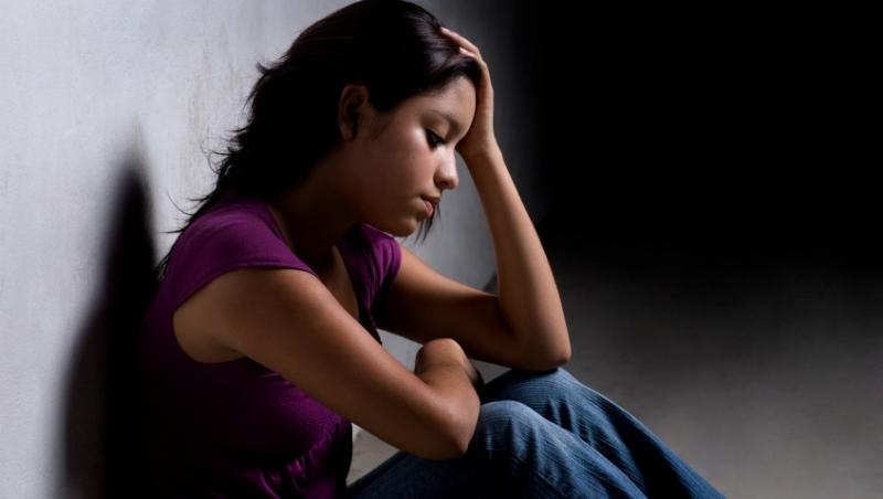 Adolescentii depresivi au nevoie de ajutor