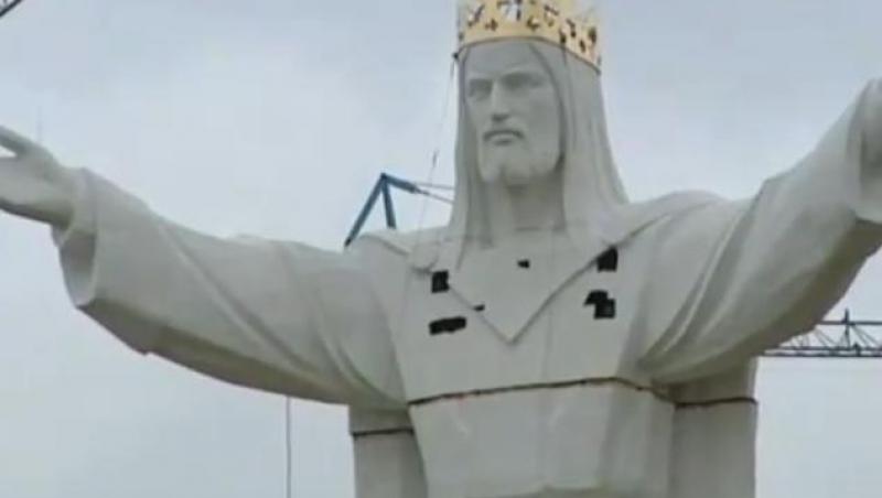 VIDEO! Cea mai inalta statuie a lui Iisus, dezvelita in Polonia