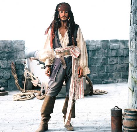 "Piratii din Caraibe 4": Johnny Depp s-a mutat  la filmari intr-o rulota de peste milion de dolari