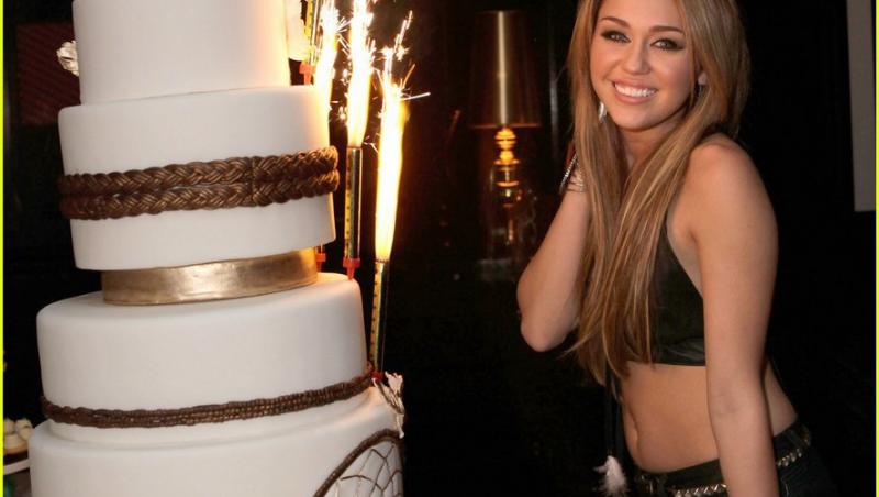 FOTO! Miley Cyrus si-a sarbatorit ziua de nastere in L.A.