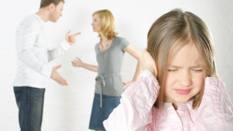 Studiu: Divortul parintilor, un pericol pentru sanatatea copiilor