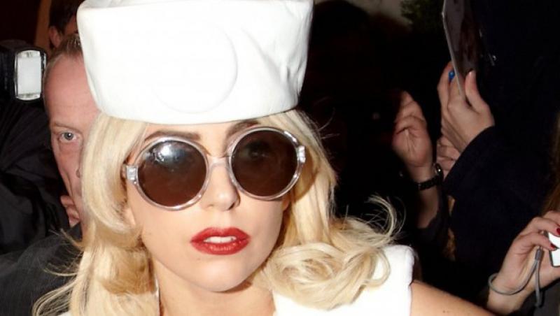 Lady GaGa are o noua pasiune: lenjeria intima din matase
