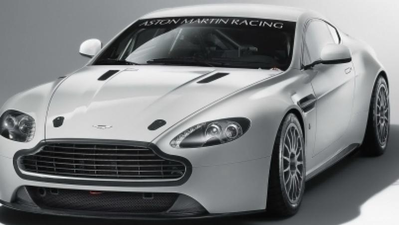 FOTO! Aston Martin de curse